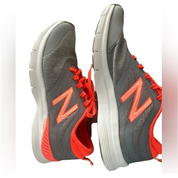 New Balance gray and orange womens tennis shoes size 10 - Picture 3 of 6